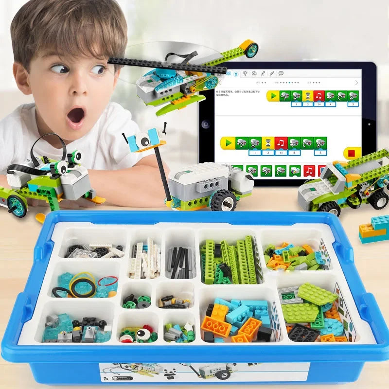 NEW WeDo 2.0 Core Educational Set With Building Blocks Book Bluetooth Box DIY Parts 45300 STEAM Scratch 3.0 Technical School Kids Toys Christmas Gifts